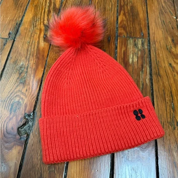 Sweaty Betty | Accessories | Sweaty Betty Cozy Red Knit  display picture 3